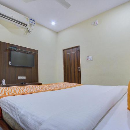 Oyo 7627 Royal Plaza Hotel Hyderabad Luaran gambar